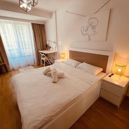 Victoriei Dream Stay Bucarest Esterno foto