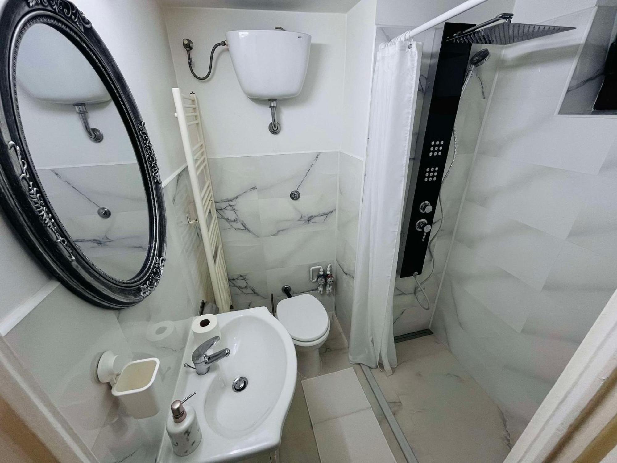 Victoriei Dream Stay Bucarest Esterno foto